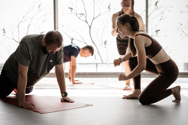 Séance collective de HIIT chez Teamoveat
