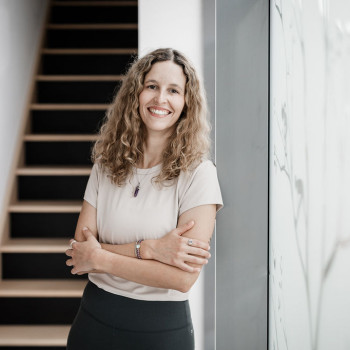 Professeure Yoga Teamoveat : Aurélie Coustans